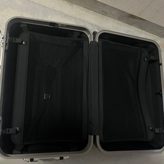 キャリーバッグの画像