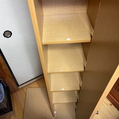 収納スペース付き全身鏡の画像