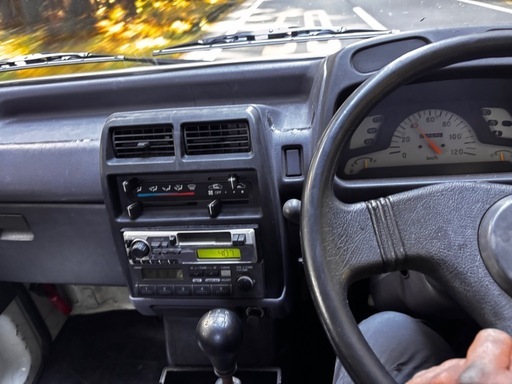 三菱軽ダンプU42T4WD車検付きR9年4月まで走行距離7万キロ