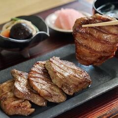 😊🍖那覇市辻😊🍖仙台直送の厚切り牛タン・牛たんカレー・牛ハ…