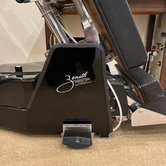 【ゼニス トムソンテーブル 440】 コンプレッサー付きの画像