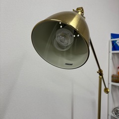 IKEA スタンドライトの画像