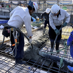 解体工・土工日当13,000円〜‼️即入寮・日払い可🏠の画像