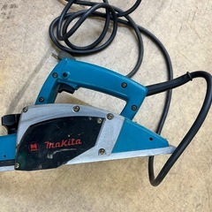 マキタ製の電気カンナの画像