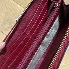 MICHEAL KORS 財布
の画像