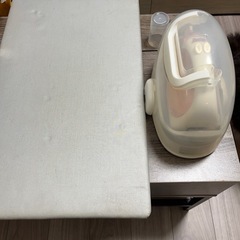 (IRIS OHYAMA) スチームアイロン コードレス + アイロン台セットの画像