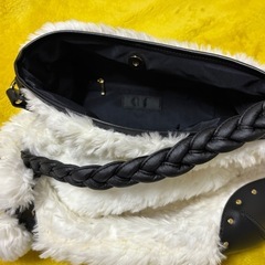 ⭐️超美品⭐️UNTITLED ファーバッグの画像
