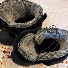 スノボー靴の画像