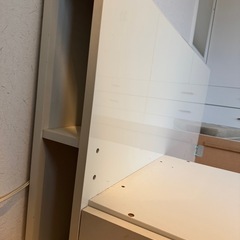 ［無料］セミダブル 収納ベッドフレーム白コンセント引き出し付き の画像