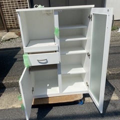 ニトリ レンジボード 幅80×奥40×高115 食器棚  ミドルレンジボード レンジ台 キッチンボード 札幌の画像