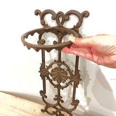 什器 アンティーク植木鉢入れ植物の画像