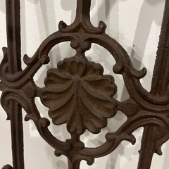 什器 アンティーク植木鉢入れ植物の画像