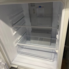 配送可【シャープ】【137L ファン式冷蔵庫】★2020年製 クリーニング済/6ヶ月保証付き 【管理番号12011】桒の画像