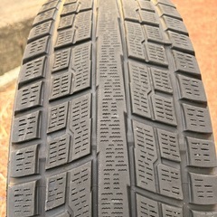 スタッドレスタイヤの画像