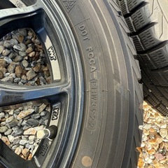 2022年スタットレスホイル付き 185/60R15シエンタ用の画像