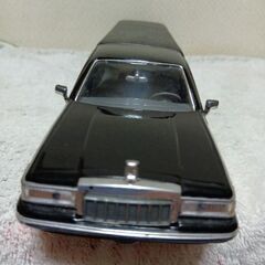 リンカーン.リムジン（ブラック＆シルバー）24分の1スケールの画像