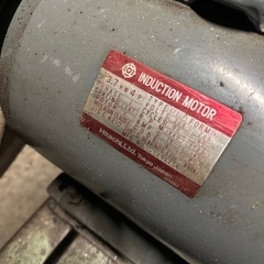 大きいコンプレッサーの画像