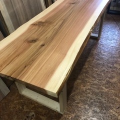 新品 完成品 一枚板ダイニングテーブル ウレタン塗装 近場配送無料の画像