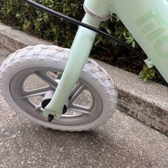 キッズ用キックバイク トレーニングバイク 足けりバイク 自転車の画像