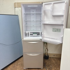I647 🌈 ジモティー限定価格！ HITACHI 冷蔵庫 (315L) 3ドア ⭐ 動作確認済 ⭐ クリーニング済の画像