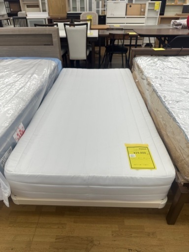 【ドリーム川西店御来店限定】☆ジモティー見たよ♪割引☆脚付きシングルベッド／クリーニング済み【2125560000036951】