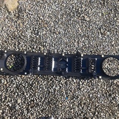 新型ジムニーシエラフロントグリルの画像