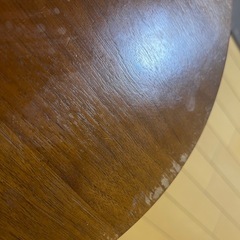 木製ローテーブルの画像