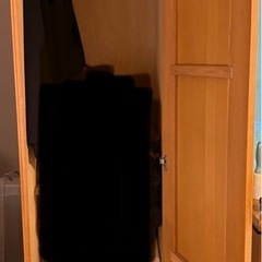 木製ドレッサーの画像