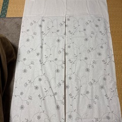 ニトリ　のれん2枚の画像