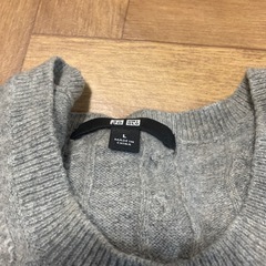 取引中【あげます】ユニクロ　カーディガンの画像