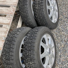 スタッドレスタイヤ　ダンロップの画像