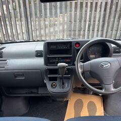 【総額コミコミ】福岡発　H24ハイゼットカーゴ　クルーズターボ４WD　ハイルーフ　車検令和8年11月迄　全席パワーウインドウ リモコンキー 電動格納ミラー 後席ヘッドレスト プライバシーガラス　タイミングチェーン　即乗り可　希少４WD＆ターボ車♪　コンディション良好　ブレーキ整備実施の画像