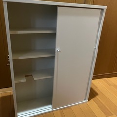 小型収納棚の画像