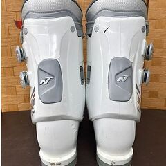 札幌【24.0～24,5cm NORDICA アルペンスキーブーツ】EASY MOVE XE アウトソール285mm フレックス40 4バックル ホワイト スキー靴 ノルディカ 北20条店の画像