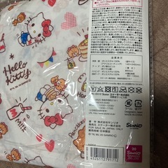 キティレインポンチョの画像