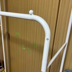 子供用　ハンガーラック　白の画像