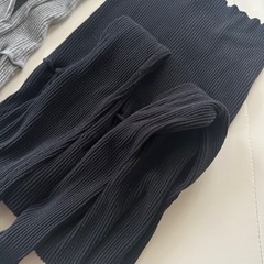 【美品】リブ編みマタニティレギンス グレー &ブラック セットの画像