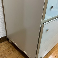 【無料で差し上げます】デスクワゴン サイドチェストの画像