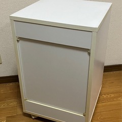 【無料で差し上げます】デスクワゴン サイドチェストの画像