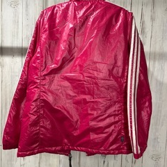 adidasレディースLジャンパーの画像
