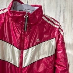 adidasレディースLジャンパーの画像