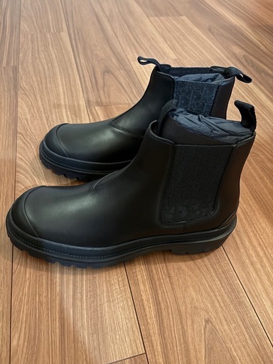 dior サイドゴアブーツ