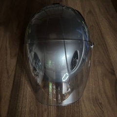 バイク用ヘルメット⛑️シミ等、キズは、目立つ物なしの画像