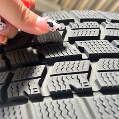 ♦︎⑤スタッドレスタイヤ 175/65R14 の画像