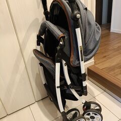 ベビーカーA型　西松屋の画像