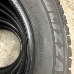 スタッドレスタイヤ　4本の画像