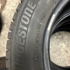 スタッドレスタイヤ　4本の画像