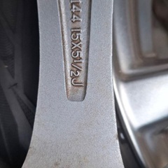 中古スタッドレスタイヤ　ホイール付き　175/ 65R15  の画像