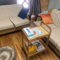 引き取り料2000円差し上げます　ソファ　ふたつの画像