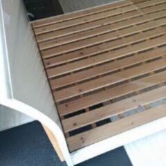 BLACK FRIDAY セール！札幌市近郊の方限定！送料無料！セミダブルすのこベッドの画像